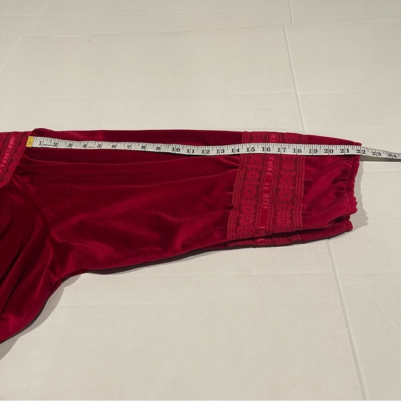 Vintage Women’s 2X House Dress Coat Lounge Ted Velour Zip Front Intricate Lace - Picture 13 of 15